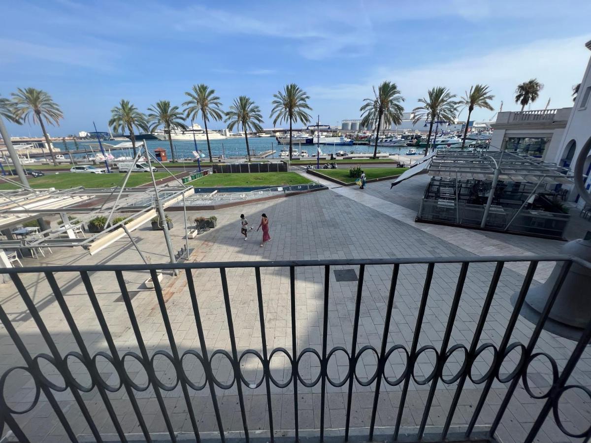 La Sardineta Del Serrallo Tarragona Bagian luar foto